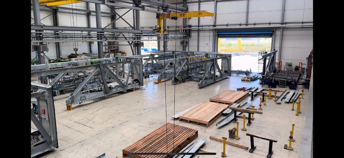 Diseño y fabricación de utillajes industriales a medida dentro de la nave eólica y taller de Aditae Technology