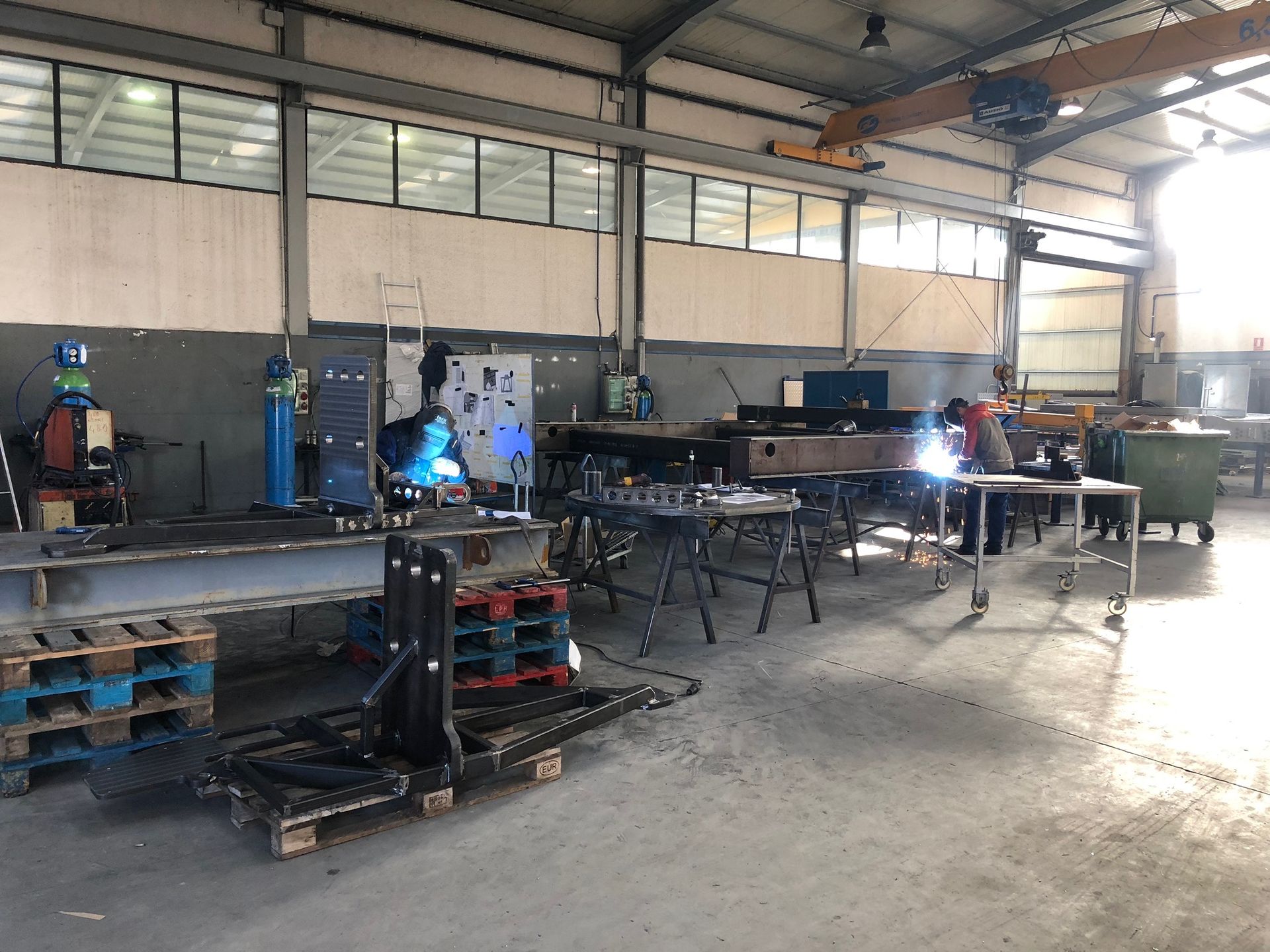 Diseño y fabricación de utillajes industriales en la nave industrial y taller de Aditae Technology